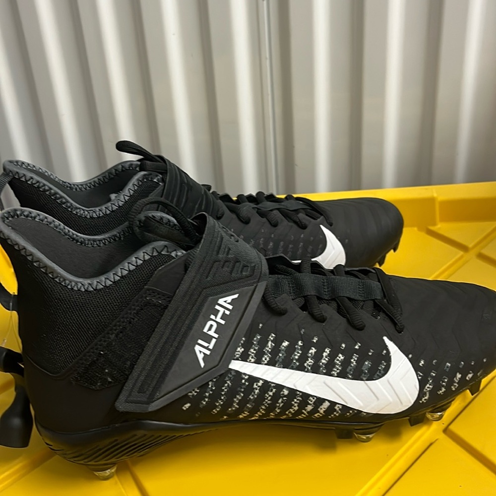 Nike alpha menace pro 2 detachable ck4277-001 cleat